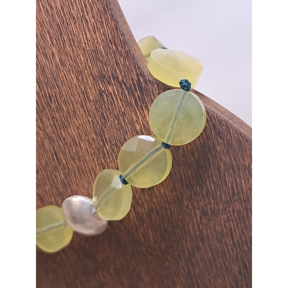 Peyote Bird Lime Green Flat Discs & Silver Bead Key Charm 7.5" Bracelet NWT